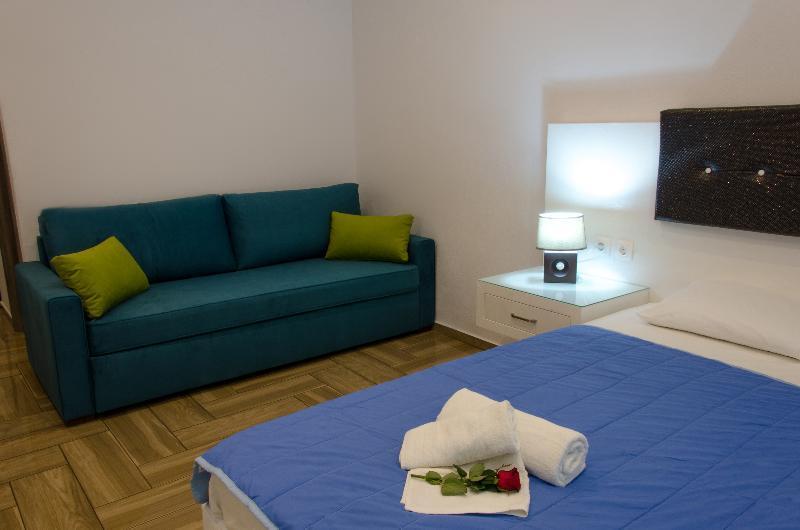 Polykratis Rooms Città di Skiathos Esterno foto