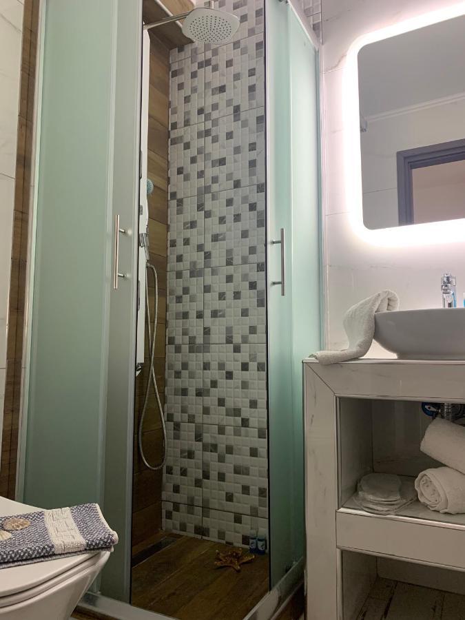Polykratis Rooms Città di Skiathos Esterno foto