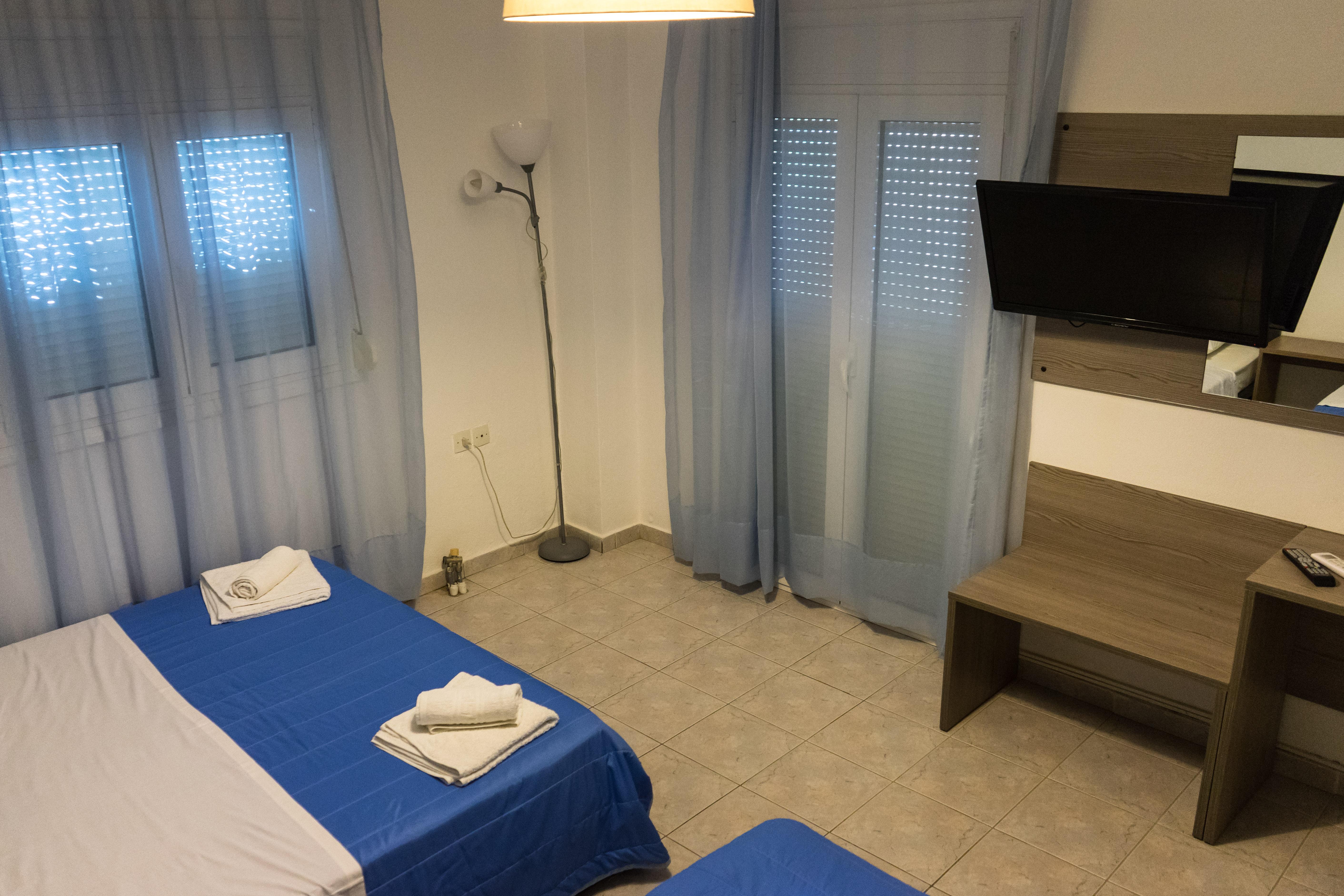 Polykratis Rooms Città di Skiathos Esterno foto