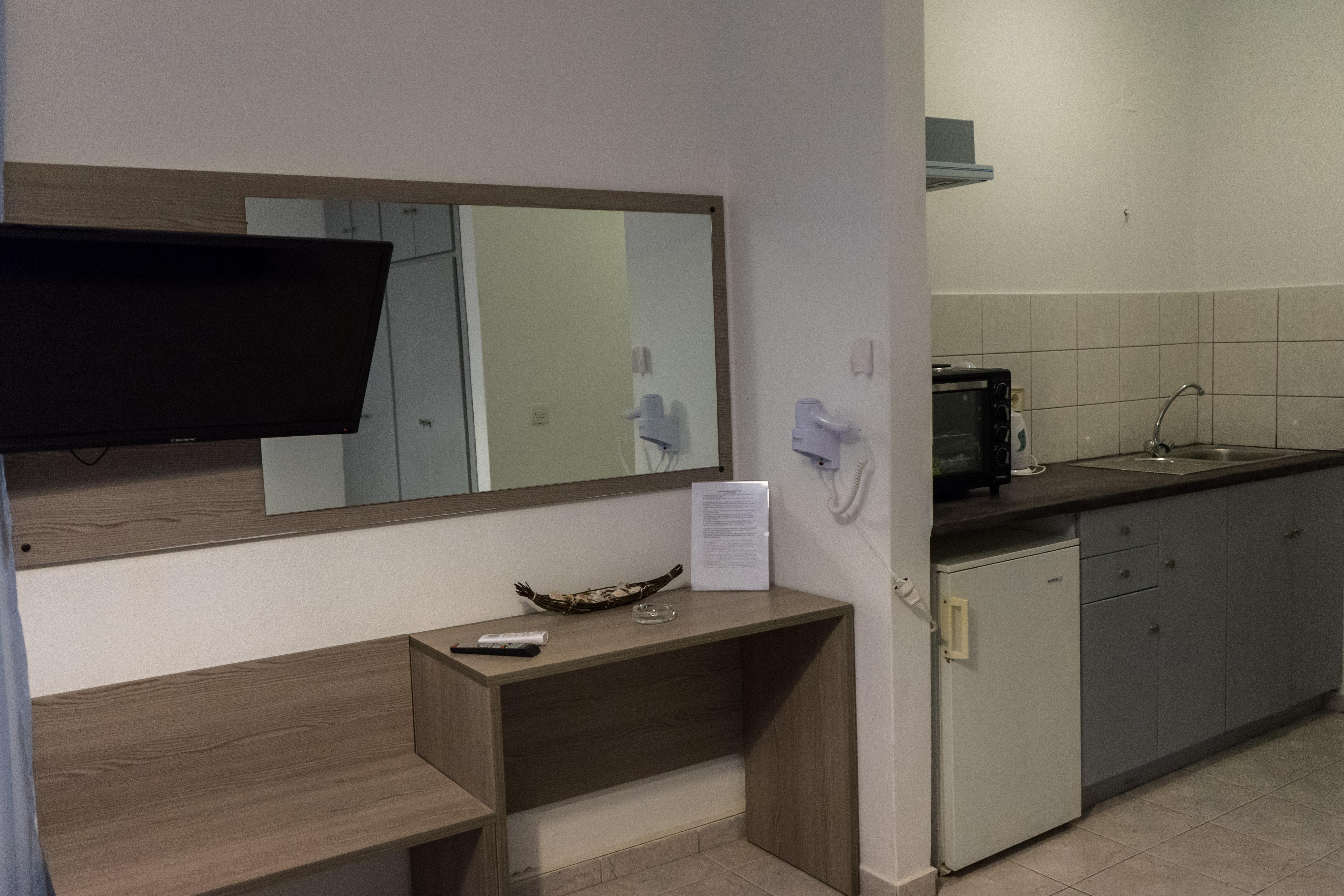 Polykratis Rooms Città di Skiathos Esterno foto