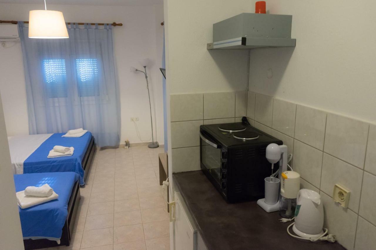Polykratis Rooms Città di Skiathos Esterno foto